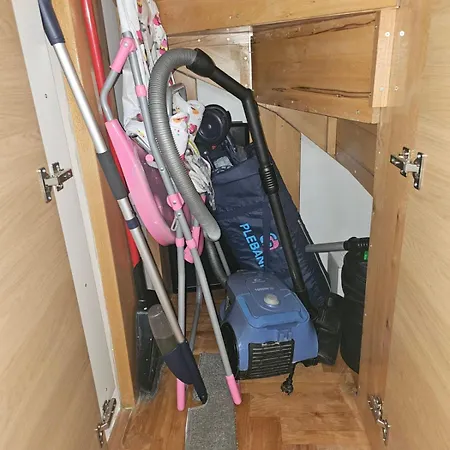 Car11